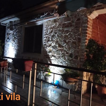 Arti Vila Ksamil Exterior foto